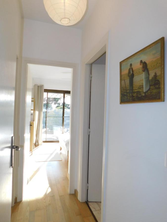 Air-Conditioned 4-Room "Marine Villeneuve" Flat With Pool And Parking 外观 照片
