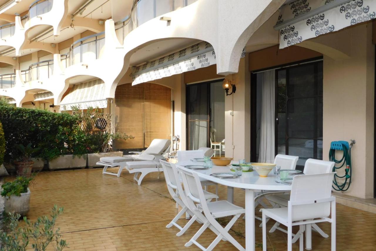 Air-Conditioned 4-Room "Marine Villeneuve" Flat With Pool And Parking 外观 照片